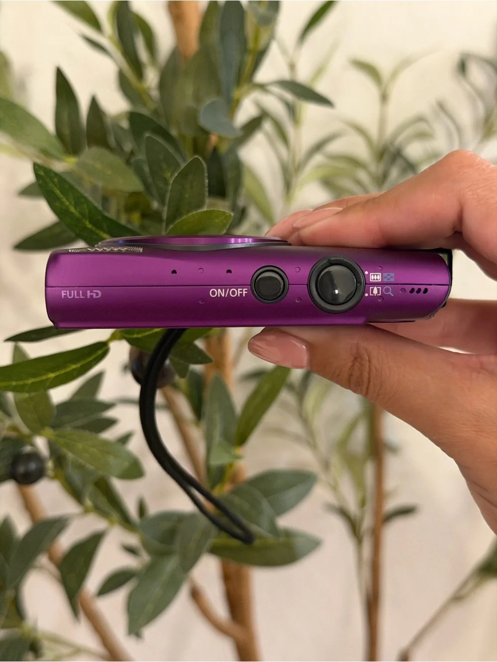 Canon PowerShot ELPH 310 HS 12.1MP Digital Camera - Purple